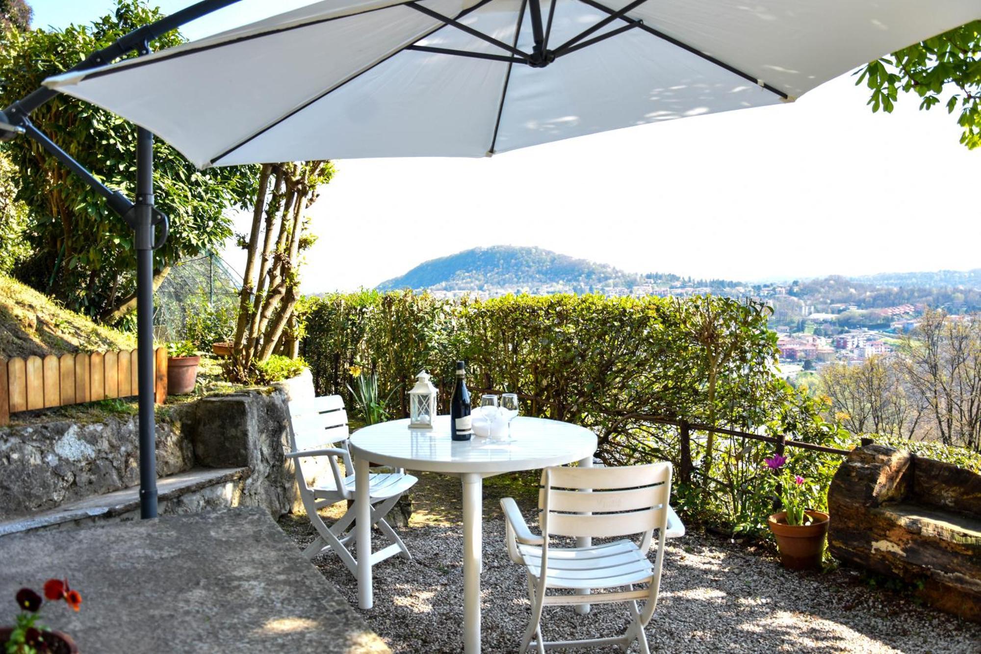 Villa Antonella, App. Vittoria Tavernerio Eksteriør bilde